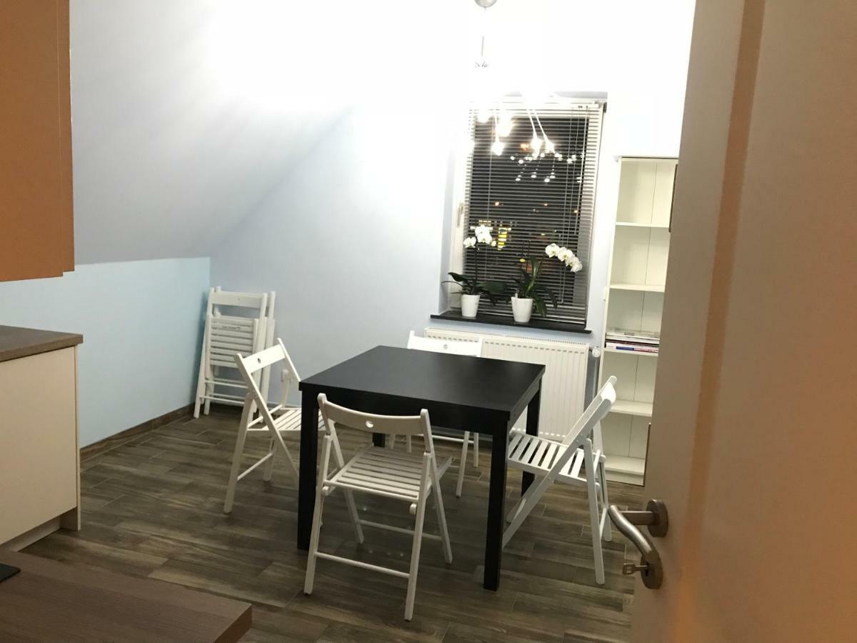 ליבק Ferienwohnung Am Uniklinik מראה חיצוני תמונה